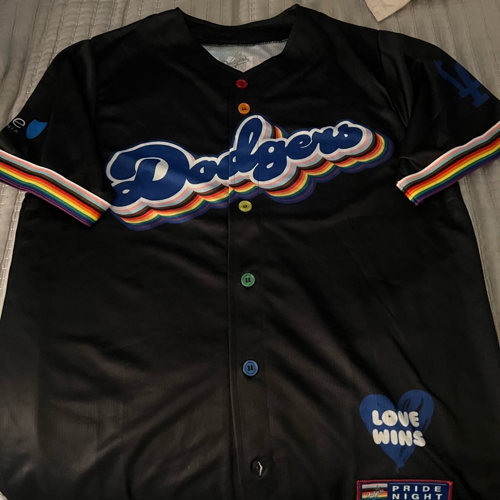 Los Angeles Pride Jersey Size M